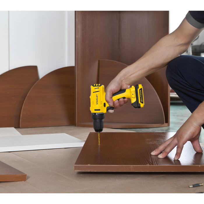 3/8" 12V MAX DRILL WITH BATTERY - STANLEY